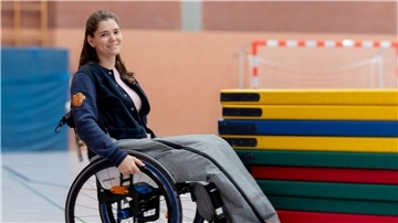 Sina Wiedemeier Sportlehrerin im Rollstuhl