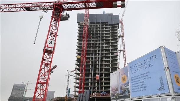 Hamburg: Eigentümerin des Elbtower-Grundstücks insolvent Seit Ende Oktober herrscht auf der Baustelle des Elbtowers Stillstand.