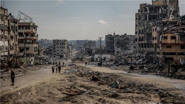 Israels Verteidigungsminister: Kämpfe in Nord-Gaza beendet Seit mehr als 100 Tagen kämpft das israelische Militär in Gaza gegen die islamistische Hamas. Könnte sich der Krieg auf die ganze Region ausdehnen?