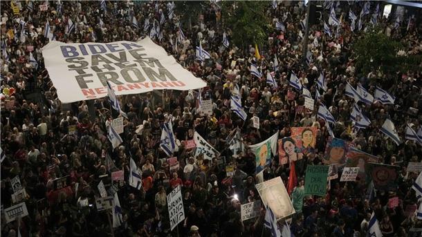 Seit Monaten fordern Demonstranten regelmäßig die Freilassung der Geiseln im Gazastreifen.
