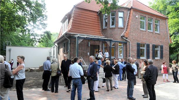 Seit zehn Jahren gibt es das Familienzentrum „Villa“ in Bremerhaven. Hier ein Foto von der Eröffnung.