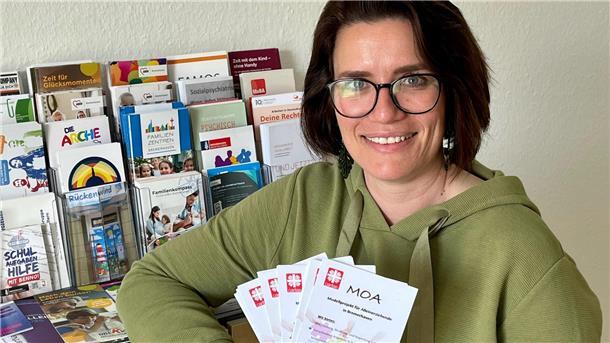 Jennifer Holzhause berät und unterstützt gemeinsam mit einer Kollegin Frauen im Modellprojekt für Alleinerziehende MOA.