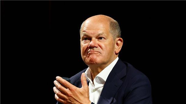 Katholikentag gibt Lektionen für Krisengespräche „Sie müssen jetzt langsam mal ganz kurz den Mund halten.“ - Bundeskanzler Scholz in Erfurt.