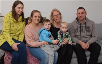 Sie sprechen für die Eltern der Krippenkinder, die die massive Erhöhung der Gebühren für die Betreuung in Sonderöffnungszeiten kritisieren.