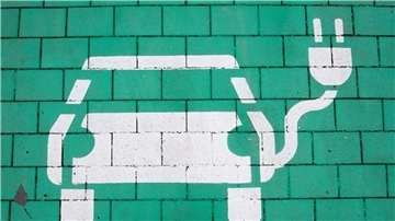 Sieben große Autohersteller wollen in Nordamerika ein Ladenetz für E-Autos aufbauen.