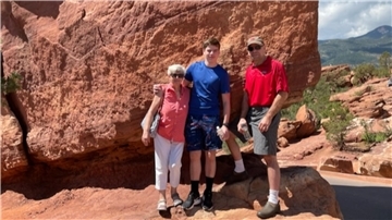 Sigrid, Mason, Daniel im Garden of the Gods (Masons Lieblingsausflugsziel in C/S).