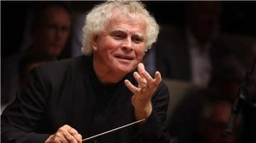 Simon Rattle dirigiert das Konzert zu seinem 70. Geburtstag selbst.