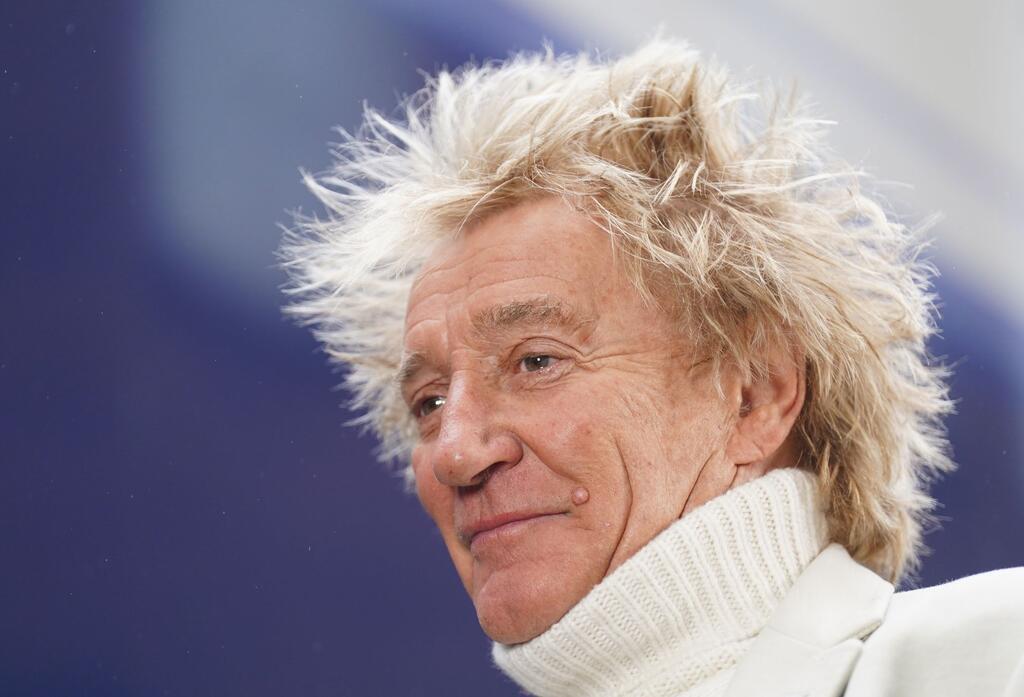 Sir Rod Stewart hofft, dass Taylor Swift sich vor der US-Präsidentschaftswahl auch wieder politisch positioniert.