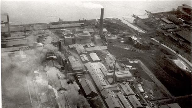 Historische Fotografien: In Nordenham schlägt das wirtschaftliche Herz am Wasser So sahen die Preußag-Hütten Ende der 1960er Jahre aus.