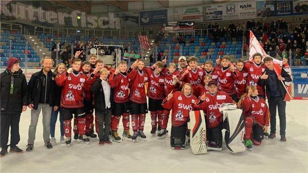 Die U15 des REV Bremerhaven.