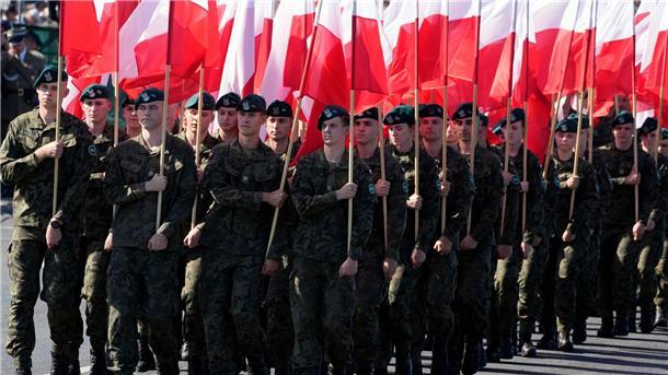 Polen: 5.000 Soldaten sollen bei Grenzkontrollen helfen Soldaten der polnischen Armee. Die Streitkräfte werden den Grenzschutz bei Kontrollen an der Grenze zu Deutschland und zu Litauen unterstützen. (Archivbild)