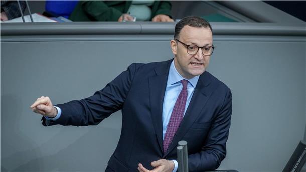 Soll für Friedrich Merz die Unionsfraktion in der neuen Legislatur im Bundestag anführen: Ex-Gesundheitsminister Jens Spahn.