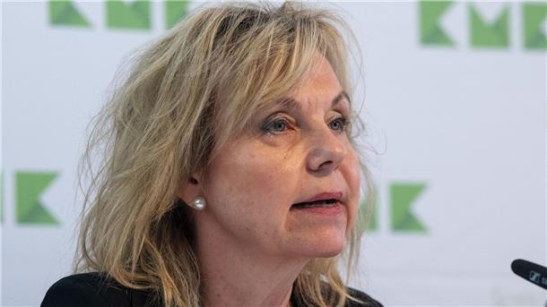 Stark-Watzinger lehnt Rücktritt in Fördergeld-Affäre ab Soll in den einstweiligen Ruhestand versetzt werden: Sabine Döring.