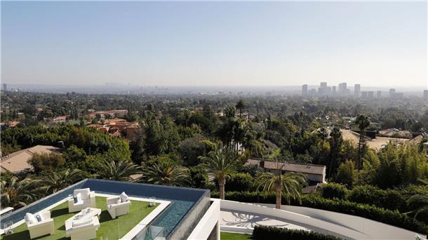 Luxusvillen: Linke für Sondersteuer auf teure Immobilien Sondersteuern auf Luxusimmobilien? Die Linke orientiert sich am Vorbild Los Angeles. (Archivbild)