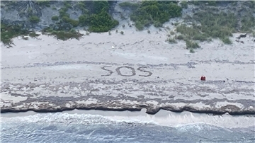 „SOS“: Ein 64-jähriger Mann war drei Tage lang auf einer Insel in den Bahamas gestrandet.