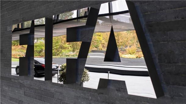 Transfer-Rekord: Clubs geben so viel Geld wie noch nie aus Sowohl im Männer- als auch im Frauenfußball wurden laut Weltverband FIFA in der abgelaufenen Transferperiode Rekorde aufgestellt.