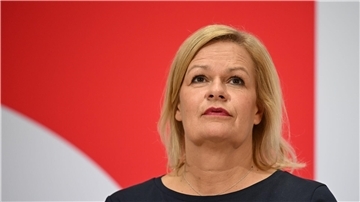 SPD-Spitzenkandidatin in Hessen und Bundesinnenministerin Nancy Faeser: Die SPD hatte bei der Landtagswahl am Sonntag mit 15,1 Prozent ihr schlechtestes Ergebnis in Hessen erzielt.