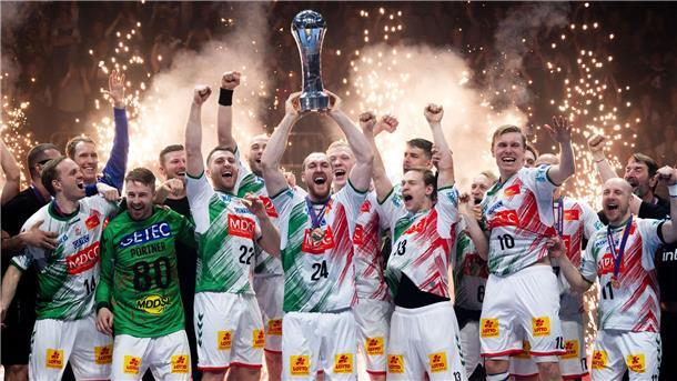 Top-Duell Kiel gegen Magdeburg im Achtelfinale Spieler des SC Magdeburg feiern den Pokalsieg 2024.