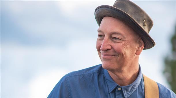Spielt in Klein Meckelsen: Der Singer/Songwriter Robert Carl Blank.