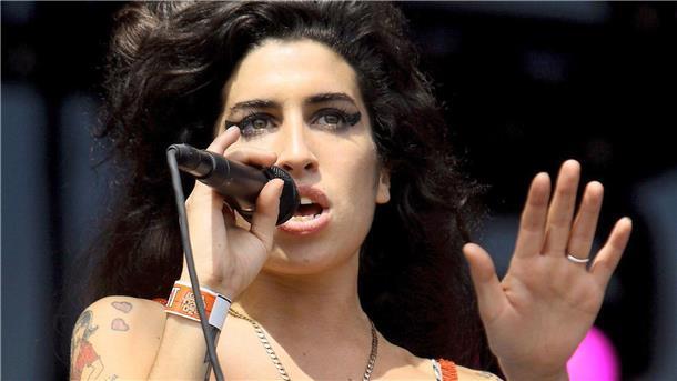 Drehstart für Biopic über Amy Winehouse Starb mit nur 27 Jahren: Das Leben der britischen Sängerin Amy Winehouse wird verfilmt.