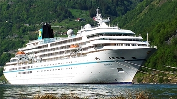 Startet ihre letzte Norwegenreise: die „Amadea“.