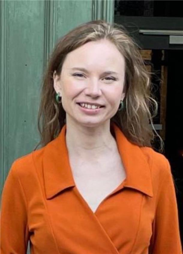 Stasya Zubova, Leiterin des Malstudios „Freie Vögel“.