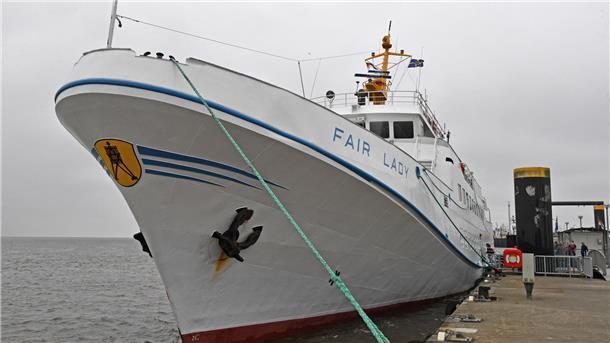So luxuriös ist Bremerhavens neue Helgoland-Fähre Statt der „Fair Lady“ wird nun ein runderneuerter Katamaran die Gäste nach Helgoland bringen.