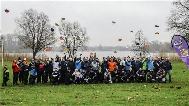 Stattliche 63 Teilnehmer nahmen am zehnten Discgolf-Turnier der „Kraken Bremervörde“ teil.