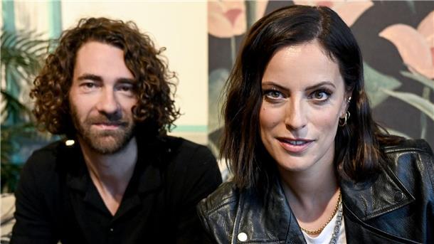 Stefanie Kloß, Sängerin, und Andreas Nowak, Schlagzeuger der Band Silbermond, halten nichts von Klischees über den Osten.