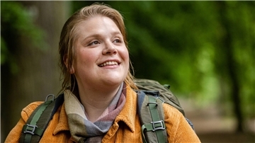 Stefanie Reinsperger wird die junge Försterin Jana Doussière.