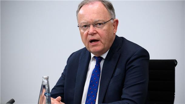 Weil wirbt für Wasserstoff-Pipeline nach Niedersachsen Stephan Weil (SPD), Ministerpräsident von Niedersachsen, spricht.