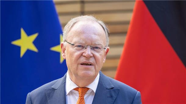 Länder wollen mit Kanzleramt über Deutschland-Pakt sprechen Stephan Weil (SPD), Ministerpräsident von Niedersachsen.