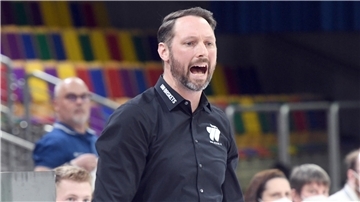 Steven Esterkamp kehrt nach Bremerhaven zurück und folgt auf Trainer Steven Key.