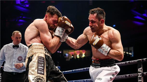 Sturm (r) war von Beginn an der deutlich bessere Boxer.