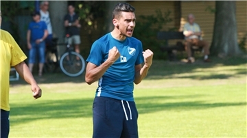 Surheides Trainer Angelo Pauls fordert, dass seine Mannschaft gegen Horn wirklich alles gibt.