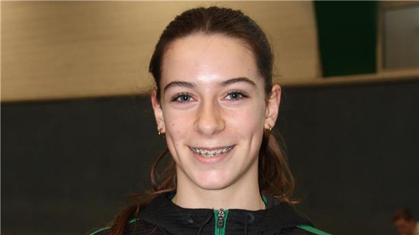 Tamina Heller vom TV Langen ist Landesmeisterin im 400-Meter-Lauf Tamina Heller (TV Langen) wurde über 400 Meter Landes-Hallenmeisterin.
