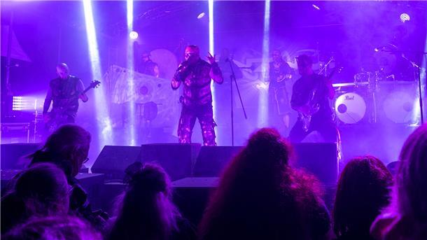 (Mit großer Bildergalerie) Harte Riffs und heiße Stimmung beim Rock House Festival (Mit großer Bildergalerie) Harte Riffs und heiße Stimmung beim Rock House Festival