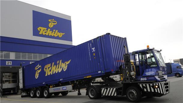 Tchibo bleibt in Bremen - aber die BLG wird das Hochregallager künftig nicht mehr betreiben.
