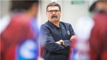 Pinguins vor historischer Chance: „Berlin, Berlin, wir fahren nach Berlin!“ Teammanager Alfred Prey ist stolz auf die Leistung der Fischtown Pinguins und setzt in Berlin auf die Unterstützung der Fans.