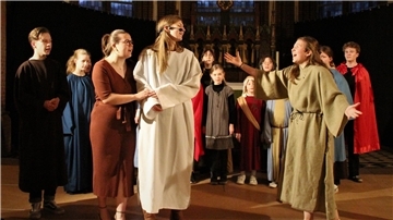 Temperamentvoll geht es beim Musical Jesus Christ Superstar der Jugendkantorei der Christuskirche zu.