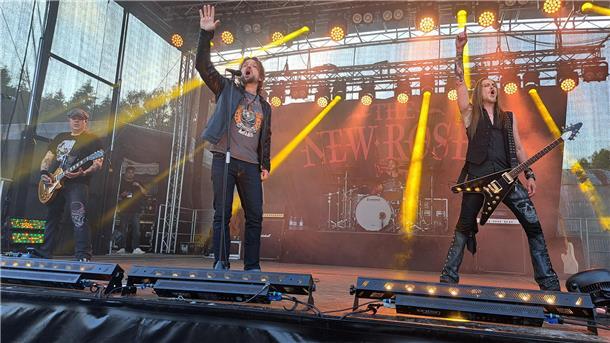 „The New Roses“ aus Wiesbaden beim Rock-House-Festival in Loxstedt.
