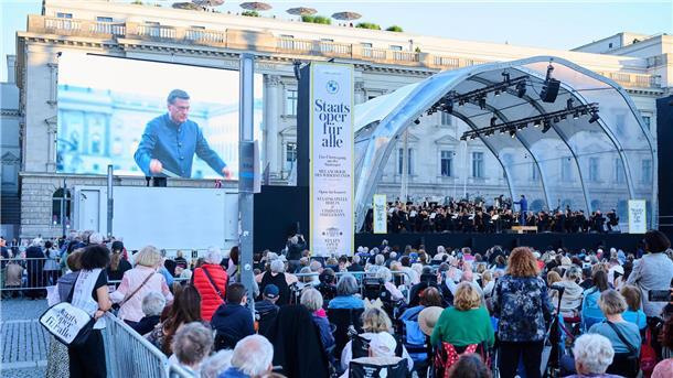 Berlin feiert Thielemann bei „Staatsoper für alle“ Thielem in Berlin gefeiert