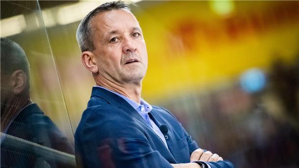 Thomas Popiesch spielt mit den Fischtown Pinguins eine überragende Saison. Der Lohn ist die Auszeichnung „Trainer des Jahres 2023“ bei der Bremer Sportgala.