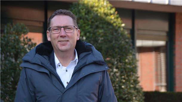 Thorsten Küver kandidiert als neuer Bürgermeister von Schiffdorf.