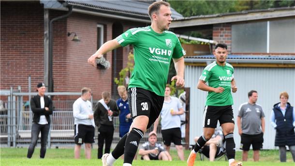 Timo Dressler erzielte im Endspiel drei Tore für den FC Hagen/Uthlede.