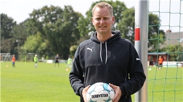 Timo Szybora hat beim JFV Cuxhaven Aufbauarbeit geleistet. Jetzt hat der Sportliche Leiter zum Ende des Monats gekündigt. 