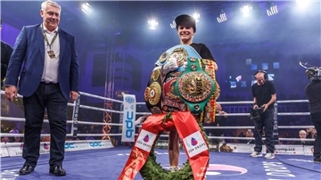 Tina Rupprecht wird Mama und beendet ihre Box-Karriere. (Archivbild)