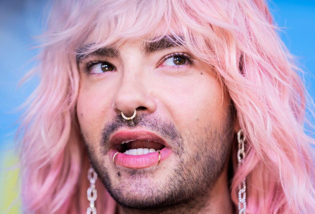 Hilton bis Kaulitz: Promis fliehen vor Flammen Tokio-Hotel-Frontmann Bill Kaulitz zeigte in einer Instagram-Story seine gepackten Luxuskoffer, darunter ein Notfallset des Roten Kreuzes und zwei Walkie-Talkies. (Archivbild)