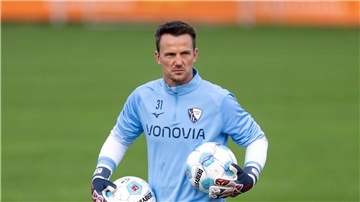 Torwart Manuel Riemann wechselt in die zweite Liga.