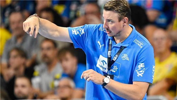 THW Kiel gewinnt enges Spiel beim HSV Hamburg Trainer Filip Jicha und der THW Kiel spielten im Pokal beim HSV Hamburg.
